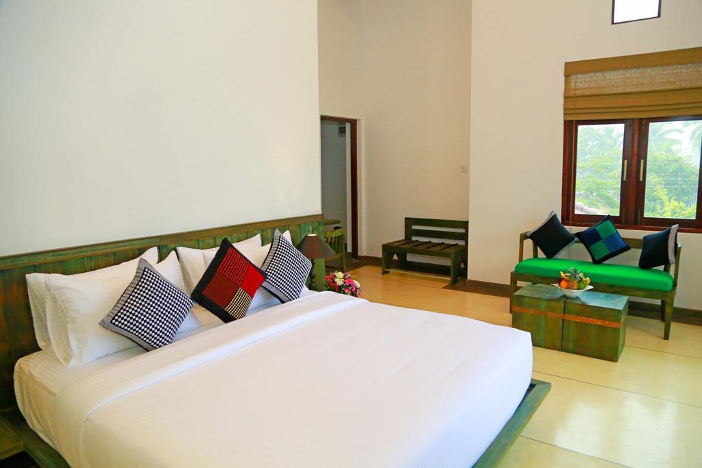 Tranquil Negombo Boutique Hotel Exterior foto