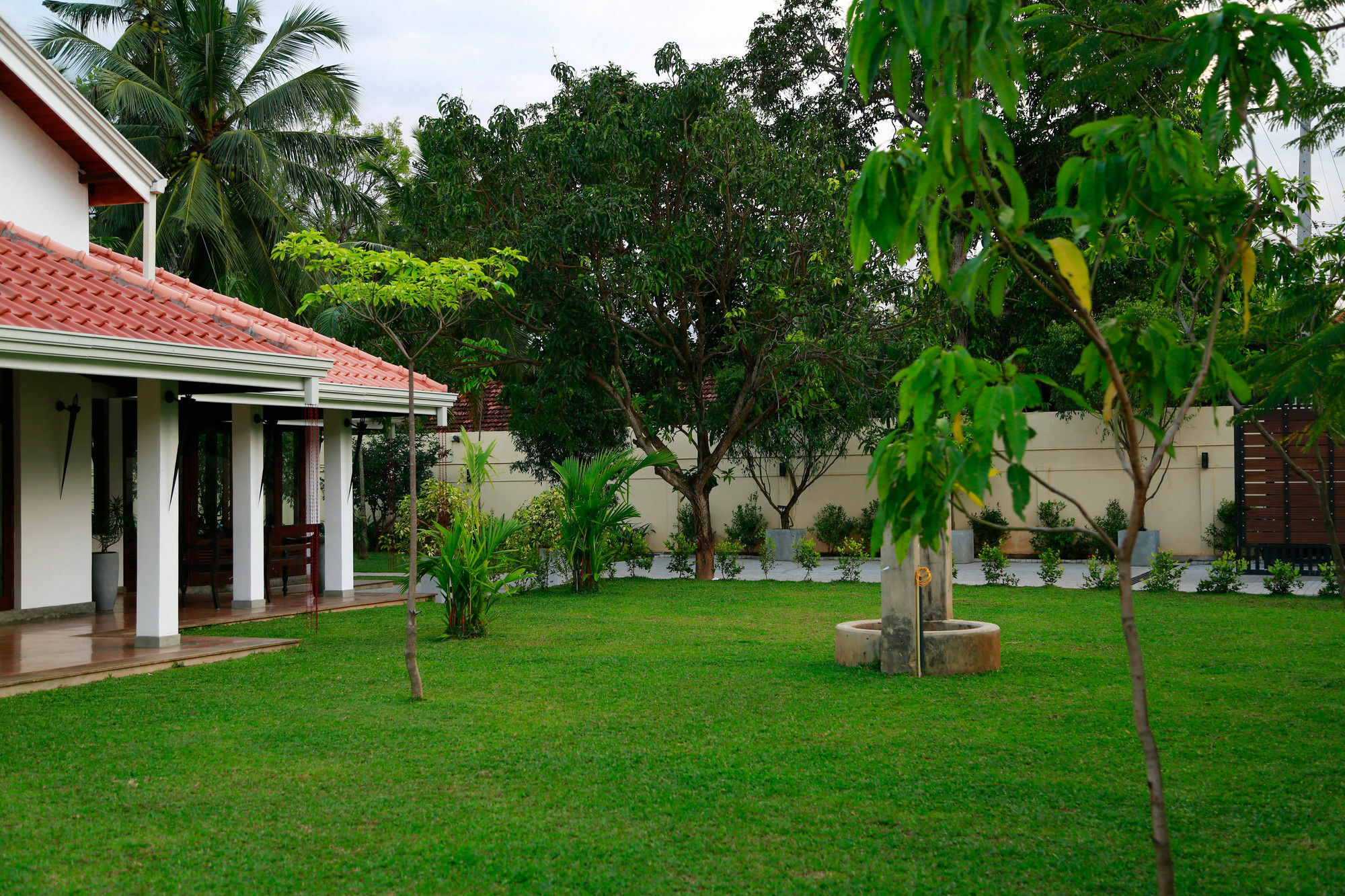 Tranquil Negombo Boutique Hotel Exterior foto